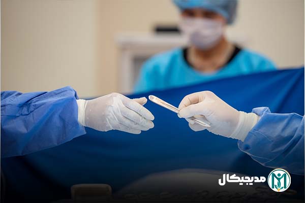 تیغ جراحی